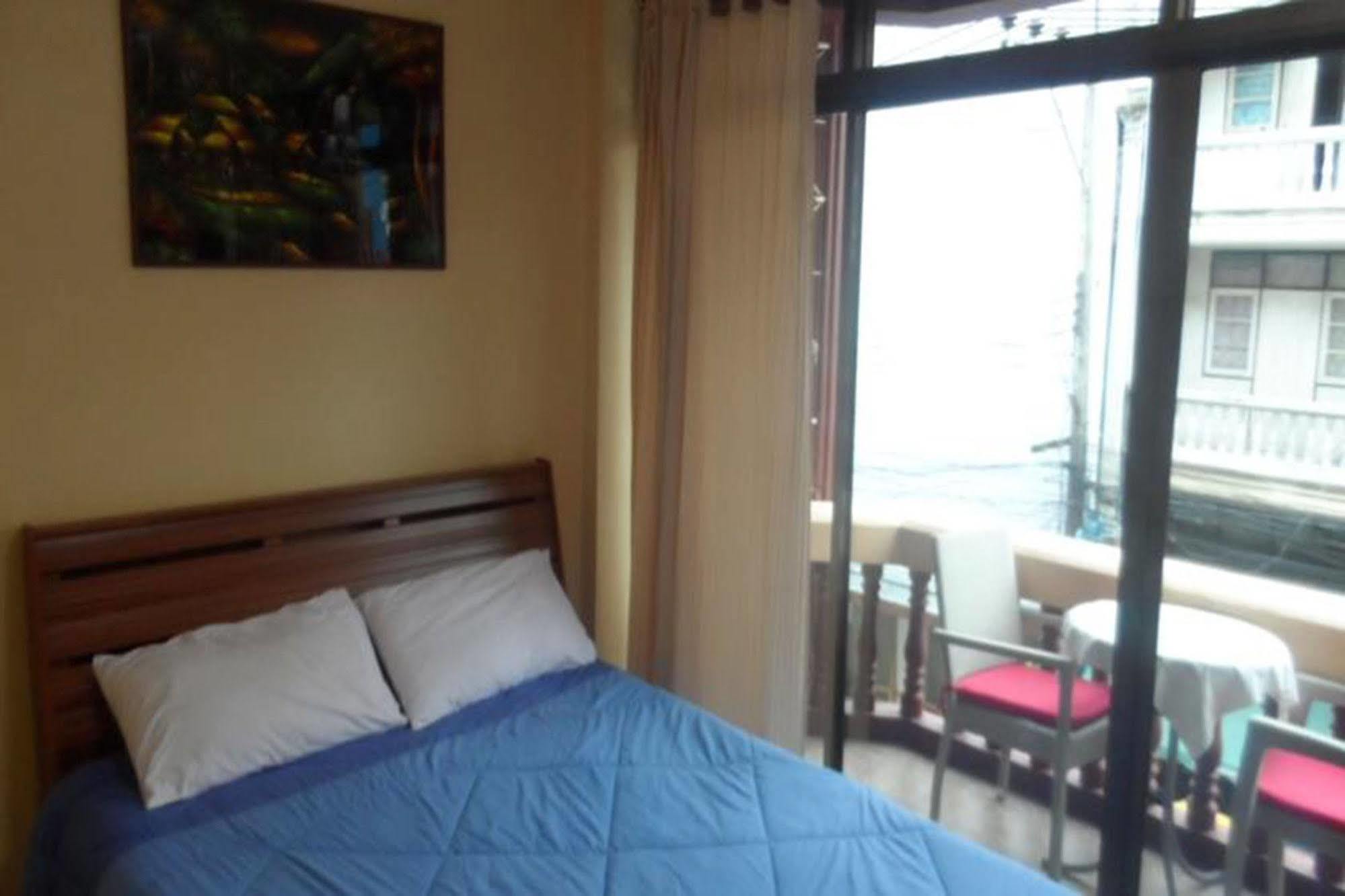 S-One Guesthouse Pattaya Exterior foto